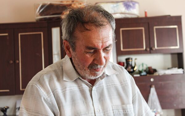 Никогда не живи ради денег, дома, машины, живи любовью, своими чувствами, – учит Гаджибаба муаллим - Sputnik Азербайджан