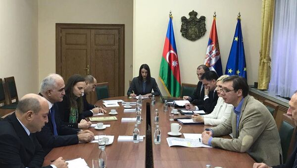 Встреча министра экономики Азербайджана Шахина Мустафаева с премьер-министром Сербии Александром Вучичем - Sputnik Азербайджан