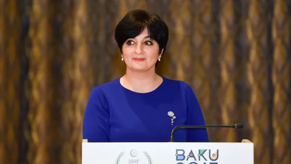 Noyabrın 8-də Bakıda IV İslam Həmrəyliyi Oyunları Əlaqələndirmə Komissiyasının IV iclası ilə əlaqədar mətbuat konfransı keçirilib - Sputnik Азербайджан