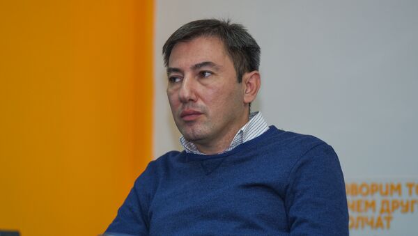 На мероприятии в Мультимедийном пресс-центре Sputnik Азербайджан было обсуждено будущее азербайджанского телевидения - Sputnik Azərbaycan