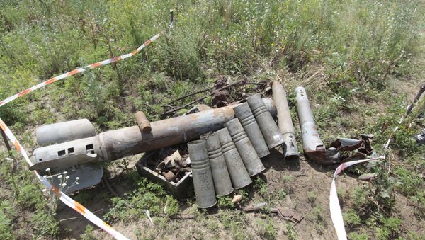 Снаряды, найденные саперами в ходе разминирования территории, фото из архива - Sputnik Азербайджан