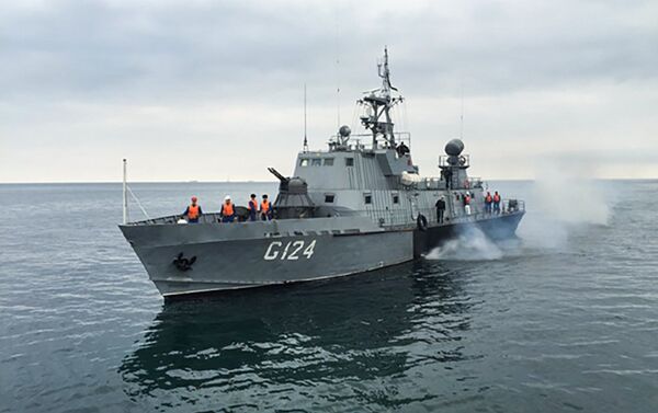 Корабли и катера ВМС АР участвуют в крупномасштабных учениях на Каспии - Sputnik Азербайджан
