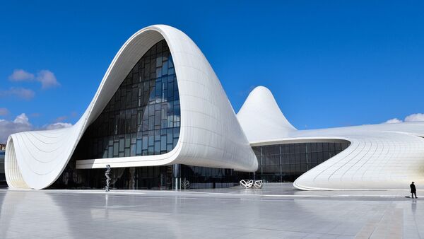 Здание Центра Гейдара Алиева в Баку - Sputnik Азербайджан
