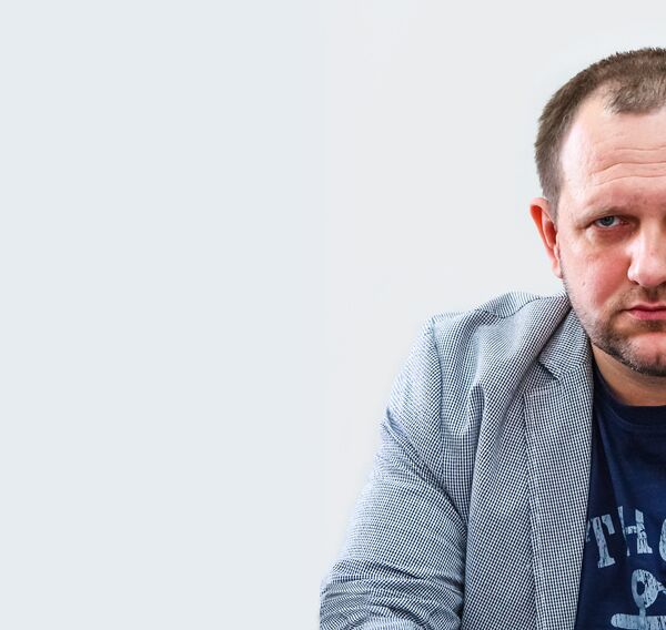 Руководитель экспертно-аналитической сети PolitRUS Виталий Арьков Руководитель экспертно-аналитической сети PolitRUS Виталий Арьков - Sputnik Азербайджан