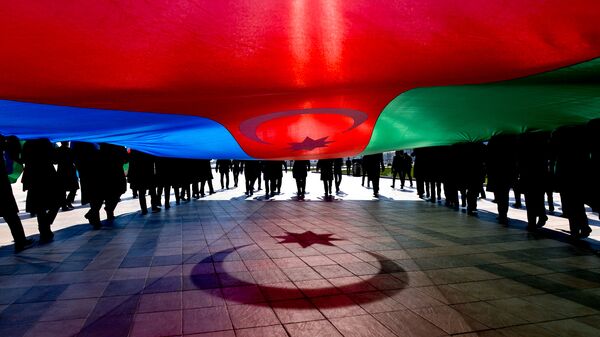 Шествия, посвященное Дню Государственного флага Азербайджана - Sputnik Азербайджан