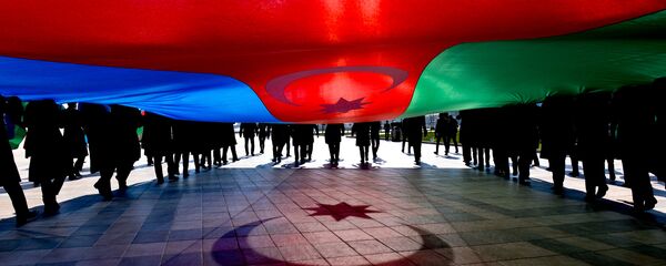Шествия, посвященное Дню Государственного флага Азербайджана - Sputnik Азербайджан