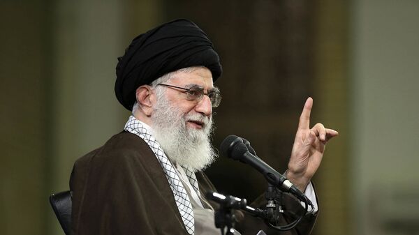 Верховный лидер Ирана аятолла Али Хаменеи - Sputnik Azərbaycan