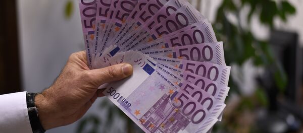 Купюры достоинством в 500 евро, фото из архива - Sputnik Азербайджан