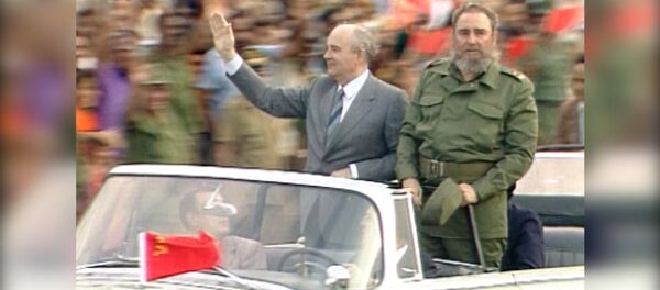 Фидель Кастро умер в возрасте 90 лет. Кадры с кубинским революционером - Sputnik Азербайджан