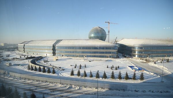 Главное здание EXPO – это Национальный павильон Казахстана, которое возводится в виде сферы с использованием самых передовых технологий - Sputnik Азербайджан