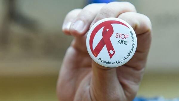 Акция в ТРЦ Park Bulvar, приуроченная к Всемирному дню борьбы со СПИДом - Sputnik Азербайджан