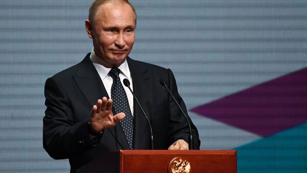 Президент России Владимир Путин, архивное фото - Sputnik Азербайджан