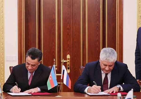 Между министерствами внутренних дел Азербайджана и России подписан Протокол о взаимопомощи Между министерствами внутренних дел Азербайджана и России подписан Протокол о взаимопомощи - Sputnik Азербайджан