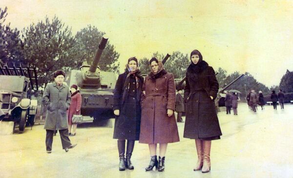 Саатлинские коммунисты в Билясуваре Саатлинские коммунисты в Билясуваре - Sputnik Азербайджан