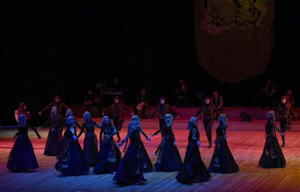 Концерт Аджарского академического ансамбля песни и танца в Баку - Sputnik Азербайджан