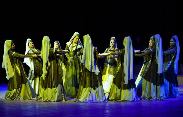 Концерт Аджарского академического ансамбля песни и танца в Баку - Sputnik Азербайджан