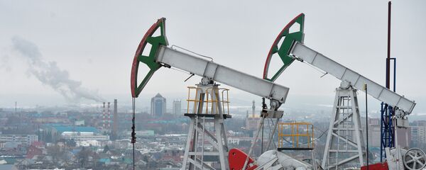 Нефтяные станки-качалки - Sputnik Азербайджан