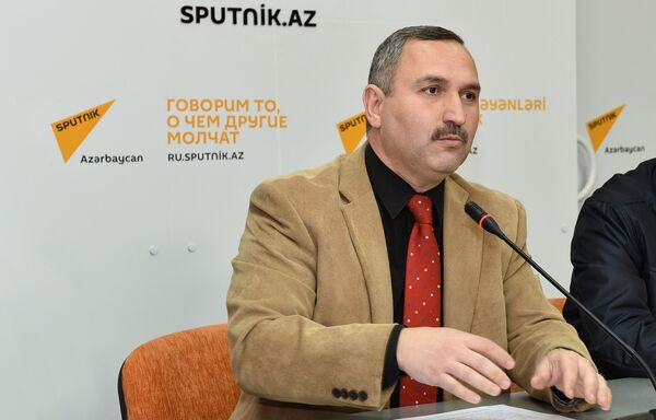 Nəqliyyat məsələləri üzrə ekspert Azər Allahverənov Nəqliyyat məsələləri üzrə ekspert Azər Allahverənov - Sputnik Azərbaycan