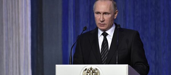 Президент РФ В. Путин выступил на торжественном вечере, посвященном Дню работника органов государственной безопасности - Sputnik Азербайджан
