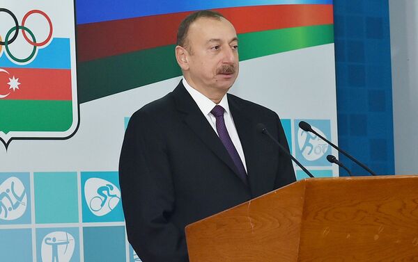 Ильхам Алиев принимает участие в церемонии, посвященной спортивным итогам 2016 года - Sputnik Азербайджан