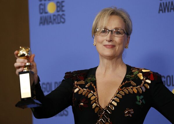 Актриса Мэрил Стрип получила премию Сесиля Б. Де Милля (за выдающиеся заслуги в кинематографе и гуманитарный вклад) - Sputnik Азербайджан