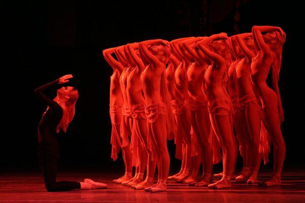 Балет Арифа Меликова Легенда о любви на сцене Мариинского театра в Санкт-Петербурге - Sputnik Азербайджан