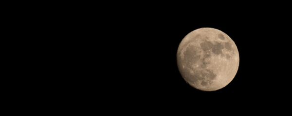 Суперлуние в Баку, фото из архива - Sputnik Азербайджан