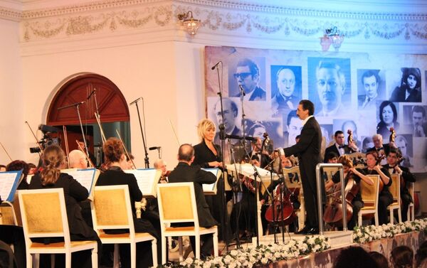 Концетр посвященный 85-летию Азербайджанского симфонического оркестра телевидения и радио имени Ниязи - Sputnik Азербайджан