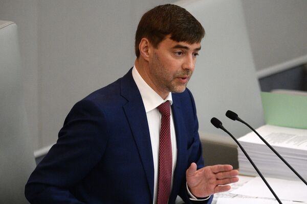 Член комитета по международным делам Госдумы России, депутат от партии Единая Россия Сергей Железняк Член комитета по международным делам Госдумы России, депутат от партии Единая Россия Сергей Железняк - Sputnik Азербайджан