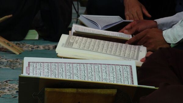 Чтецы Корана, фото из архива - Sputnik Azərbaycan