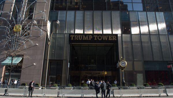 Небоскреб Trump Tower, где расположен головной офис Trump Organization, Нью-Йорк, Пятая авеню - Sputnik Азербайджан