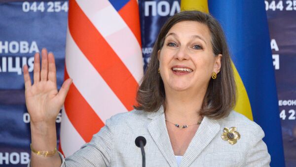 Бывший помощник госсекретаря по делам Европы и Евразии Виктория Нуланд в Киеве, 16 мая 2015 года - Sputnik Азербайджан