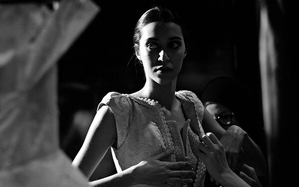 Мая Багирова за кулисами Недели моды в Париже - Sputnik Азербайджан