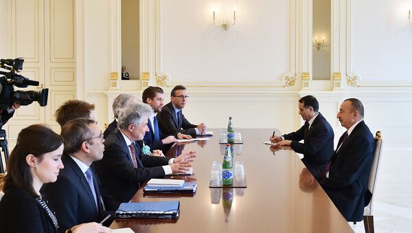 Ильхам Алиев принял делегацию во главе с генеральным директором Европейской комиссии - Sputnik Азербайджан