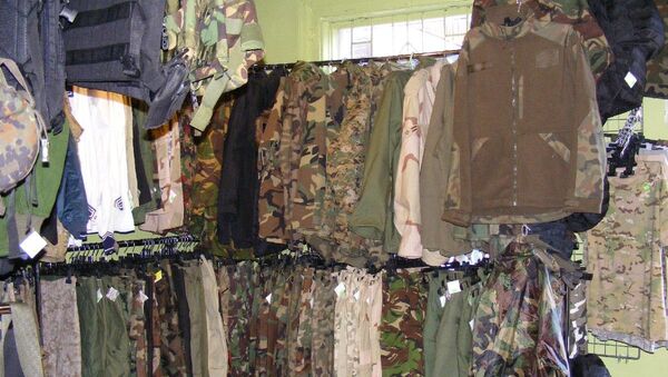 Магазин военной одежды, фото из архива - Sputnik Азербайджан
