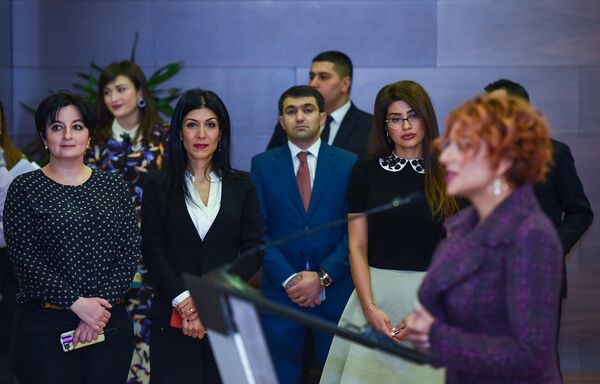 Открытие академии волонтеров гонки Гран-при Азербайджана - Sputnik Азербайджан