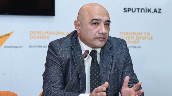 Встреча с журналистами на тему Азербайджано-российский диалог за 25 лет: акценты и перспективы  - Sputnik Азербайджан