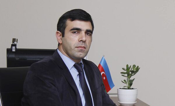 Hüquq müdafiəçisi Asif Abdullayev Hüquq müdafiəçisi Asif Abdullayev - Sputnik Azərbaycan