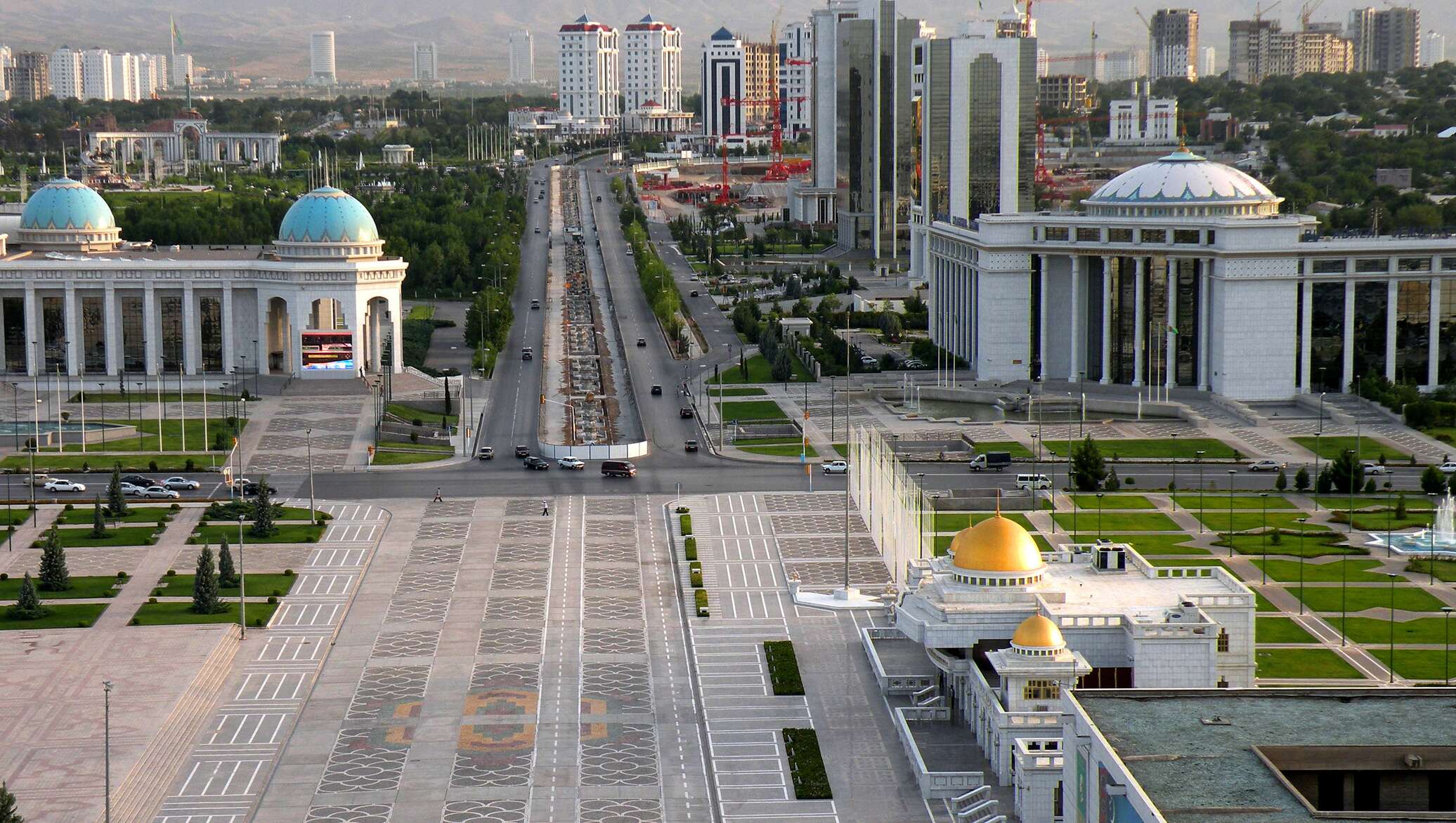 Создай таджикский. Туркменистан столица Туркмении Ашхабад. Ашгабат Туркменистан Ашхабад. Дворцовый комплекс «Огузхан» Ашхабад. Ашхабад столица Туркменистана достопримечательности.