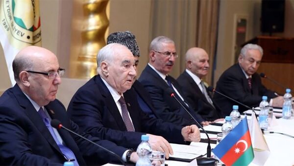 Состоялось посвященное итогам 2016 года заседание Совета аксакалов республики - Sputnik Азербайджан