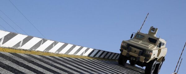 Презентация первой национальной бронемашины Азербайджана Туфан - Sputnik Азербайджан
