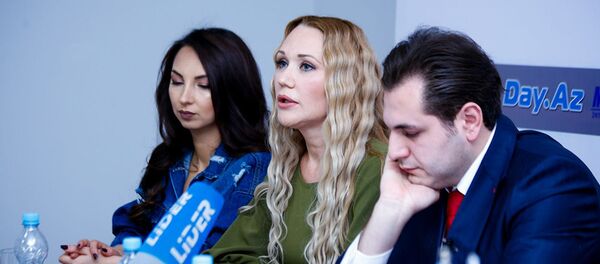 Прошла пресс-конференция по смене руководства модельного агенства FMS Models - Sputnik Азербайджан