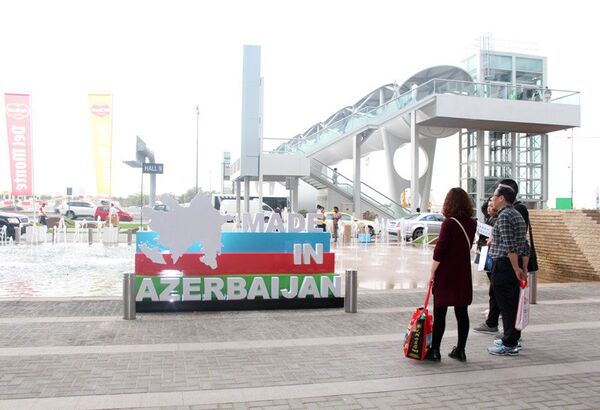 Стенд Made in Azerbaijan на павильоне выставки Gulfood 2017 Стенд Made in Azerbaijan на павильоне выставки Gulfood 2017 - Sputnik Азербайджан