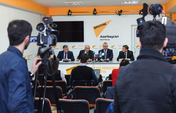 Пятьдесят первое заседание клуба политологов Южный Кавказ - Sputnik Азербайджан