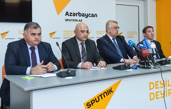 Пятьдесят первое заседание клуба политологов Южный Кавказ Пятьдесят первое заседание клуба политологов Южный Кавказ - Sputnik Азербайджан