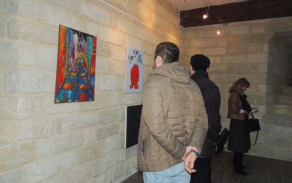 Выставка в галерее Art Tower в Ичеришехер под названием Разнообразие - Sputnik Азербайджан