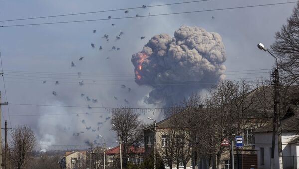 Взрывы на военной базе в Харьковской области, Украина, 23 марта 2017 года (НА ГЛАВНУЮ) - Sputnik Азербайджан