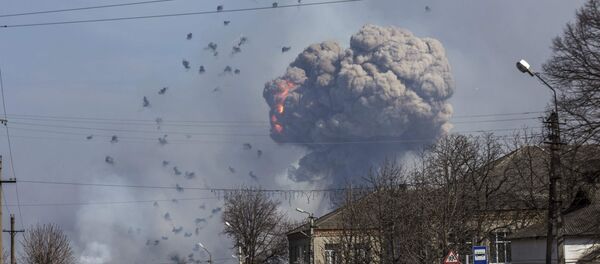 Взрывы на военной базе в Харьковской области, Украина, 23 марта 2017 года (НА ГЛАВНУЮ) - Sputnik Азербайджан