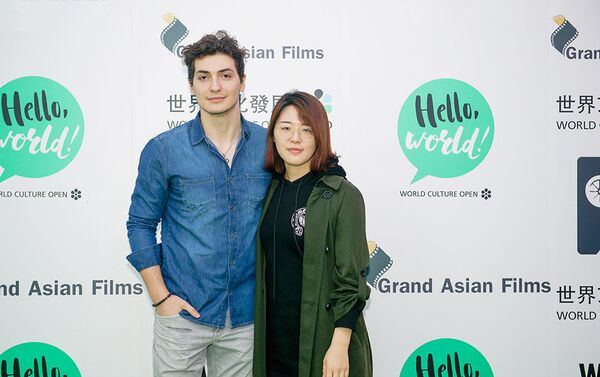 Азербайджанский фильм Два чужих человека был представлен в Пекине на международном фестивале Grand Asian Film - Sputnik Азербайджан