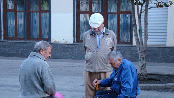 Пенсионеры, фото из архива - Sputnik Азербайджан